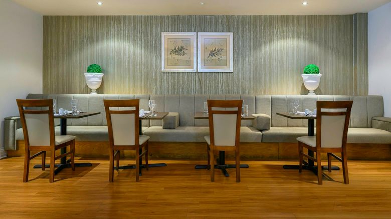 <b>The Regency Park Hotel Restaurant</b>. Images powered by <a href="https://www.leonardoworldwide.com/" title="Leonardo Worldwide" target="_blank">Leonardo</a>.