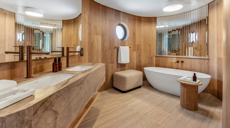 The Cole by Kove Collection Room