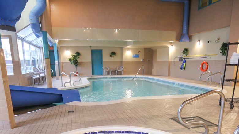 <b>Prairie Crest Hotel Calgary Pool</b>. Images powered by <a href="https://www.leonardoworldwide.com/" title="Leonardo Worldwide" target="_blank">Leonardo</a>.
