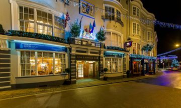 The Royal & Fortescue Hotel
