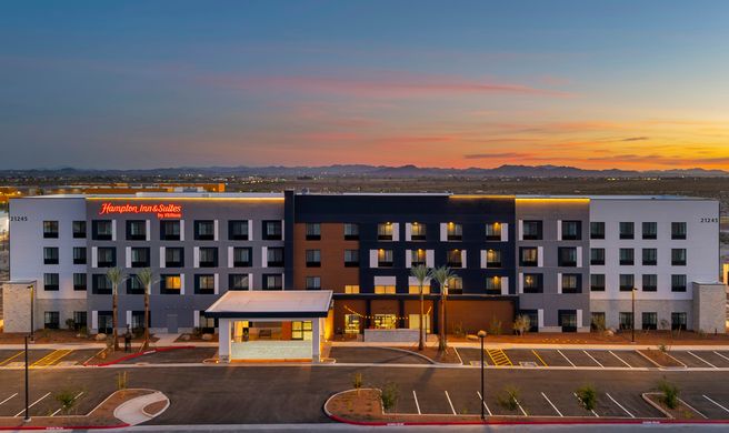 Hampton Inn Buckeye Exterior