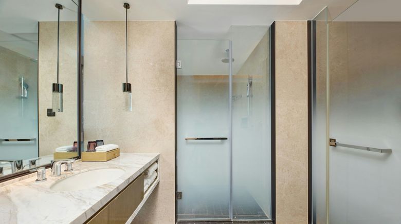 <b>Four Points by Sheraton Wuhan, Jiangxia Room</b>. Images powered by <a href="https://www.leonardoworldwide.com/" title="Leonardo Worldwide" target="_blank">Leonardo</a>.