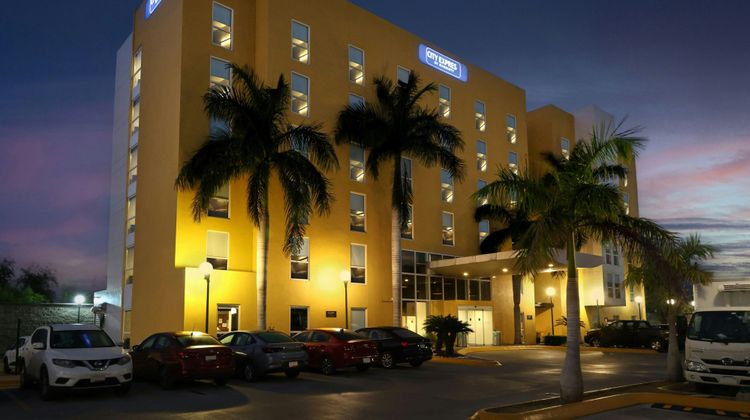 City Express by Marriott Ciudad Victoria Exterior