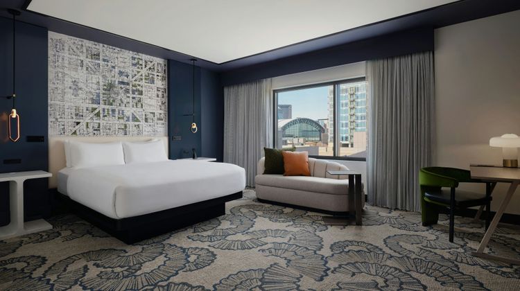 The Alexander, Autograph Collection Suite