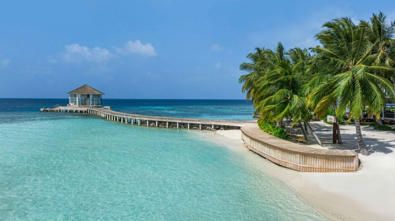 <b>The Halcyon Private Isles Maldives Beach</b>. Images powered by <a href="https://www.leonardoworldwide.com/" title="Leonardo Worldwide" target="_blank">Leonardo</a>.