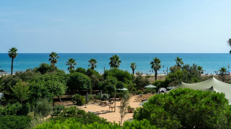 Sabatic Gava Mar Exterior