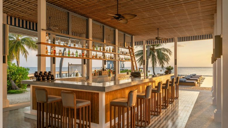 <b>The Halcyon Private Isles Maldives Restaurant</b>. Images powered by <a href="https://www.leonardoworldwide.com/" title="Leonardo Worldwide" target="_blank">Leonardo</a>.