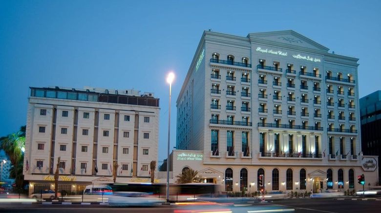 <b>Royal Ascot Hotel Exterior</b>. Images powered by <a href="https://www.leonardoworldwide.com/" title="Leonardo Worldwide" target="_blank">Leonardo</a>.