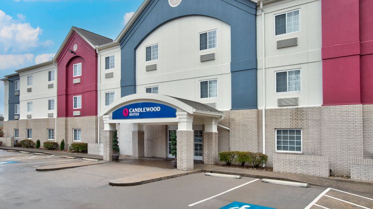 Candlewood Suites Exterior
