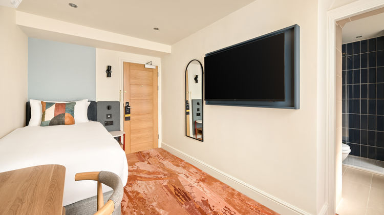 London Bloomsbury Square Hotel Room