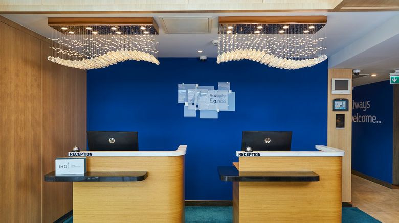 <b>Holiday Inn Exp Airport Arnavu Exterior</b>. Images powered by <a href="https://www.leonardoworldwide.com/" title="Leonardo Worldwide" target="_blank">Leonardo</a>.