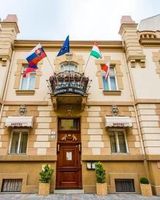 Golden Royal Boutique Hotel