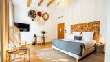 <b>Le Saint-Remy Room</b>. Images powered by <a href="https://www.leonardoworldwide.com/" title="Leonardo Worldwide" target="_blank">Leonardo</a>.