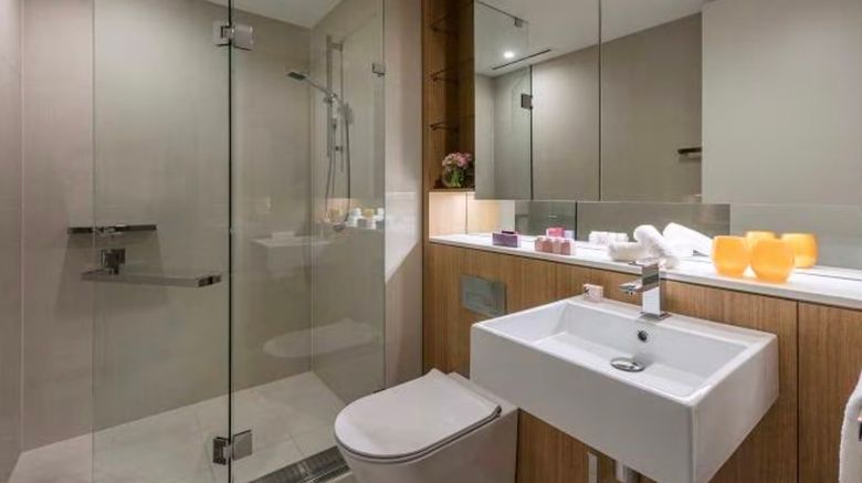 <b>SKYE Suites Sydney Room</b>. Images powered by <a href="https://www.leonardoworldwide.com/" title="Leonardo Worldwide" target="_blank">Leonardo</a>.