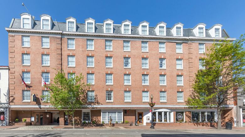 The Georgetown Inn Exterior. Images powered by <a href="https://www.leonardoworldwide.com" target="_blank" rel="noopener">Leonardo</a>.