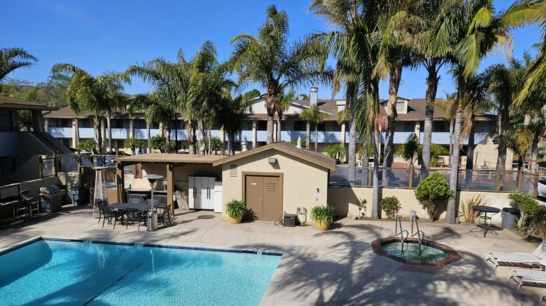 <b>O'Cairns Inn & Suites Pool</b>. Images powered by <a href="https://www.leonardoworldwide.com/" title="Leonardo Worldwide" target="_blank">Leonardo</a>.