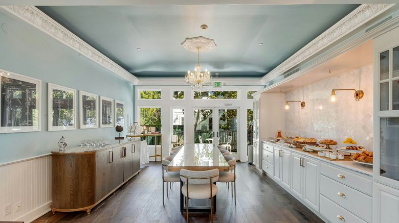 <b>White House Napa Restaurant</b>. Images powered by <a href="https://www.leonardoworldwide.com/" title="Leonardo Worldwide" target="_blank">Leonardo</a>.