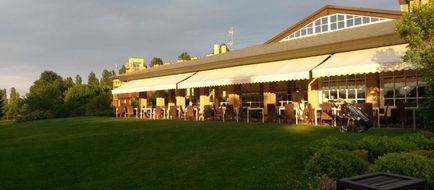 Golf Inn Exterior