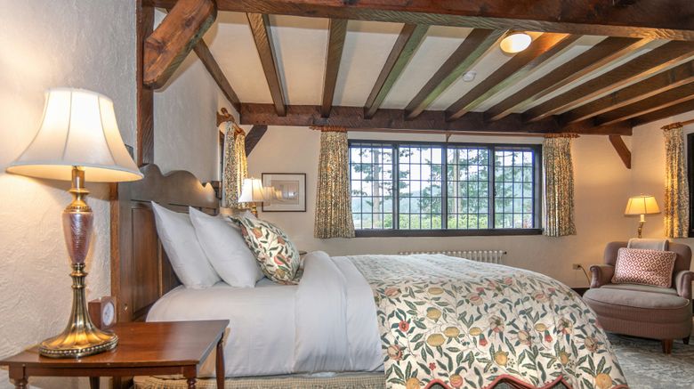 <b>Hastings House Room</b>. Images powered by <a href="https://www.leonardoworldwide.com/" title="Leonardo Worldwide" target="_blank">Leonardo</a>.