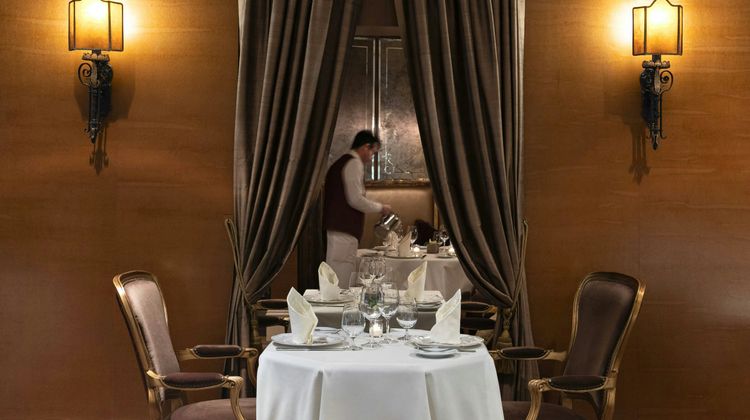 Wedgewood Hotel & Spa Restaurant