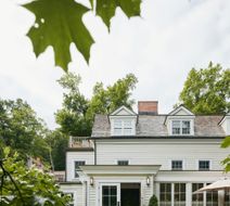 Bedford Post Inn Exterior
