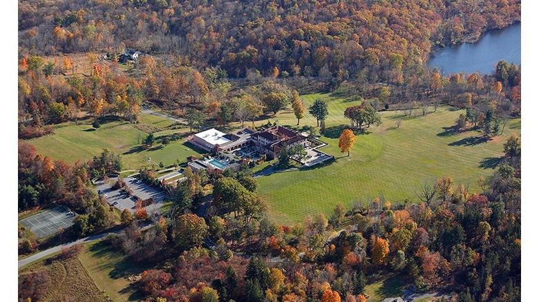 <b>The Glenmere Exterior</b>. Images powered by <a href="https://www.leonardoworldwide.com/" title="Leonardo Worldwide" target="_blank">Leonardo</a>.
