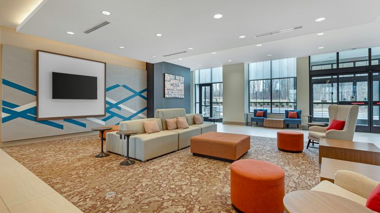 <b>Hilton Garden Inn Media Philadelphia Lobby</b>. Images powered by <a href="https://www.leonardoworldwide.com/" title="Leonardo Worldwide" target="_blank">Leonardo</a>.