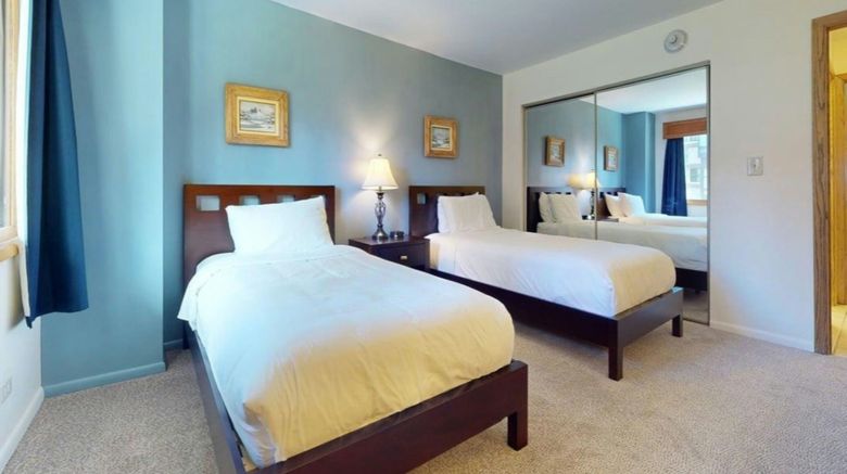 <b>Enzian Residences Room</b>. Images powered by <a href="https://www.leonardoworldwide.com/" title="Leonardo Worldwide" target="_blank">Leonardo</a>.