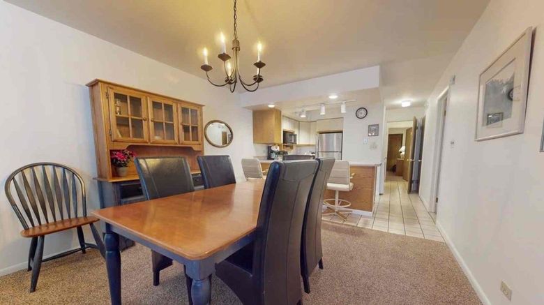 <b>Enzian Residences Restaurant</b>. Images powered by <a href="https://www.leonardoworldwide.com/" title="Leonardo Worldwide" target="_blank">Leonardo</a>.