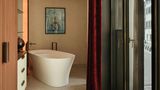 <b>W Florence Room</b>. Images powered by <a href="https://www.leonardoworldwide.com/" title="Leonardo Worldwide" target="_blank">Leonardo</a>.
