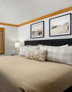 Terrace House Condominiums