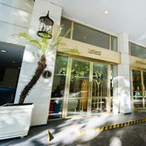 Loi Suites Recoleta