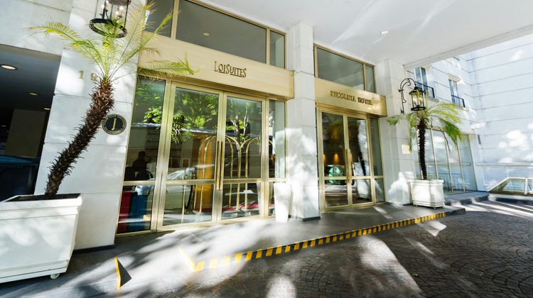 Loi Suites Recoleta Exterior