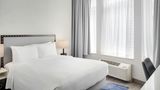 Fairfield Inn & Suites Chicago Downtown Room