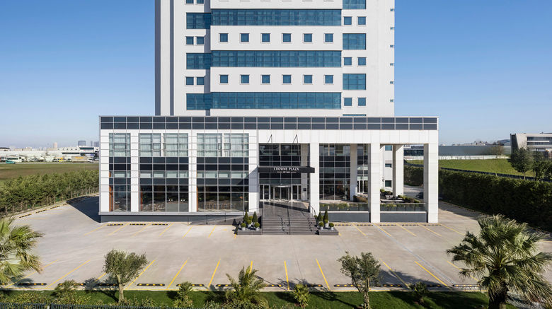 Crowne Plaza West Exterior. Images powered by <a href="https://www.leonardoworldwide.com" target="_blank" rel="noopener">Leonardo</a>.