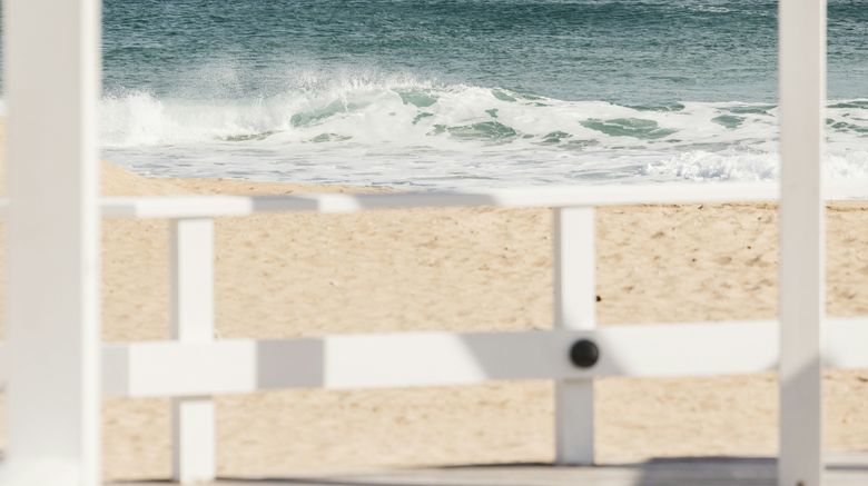 <b>Ocean House Beach</b>. Images powered by <a href="https://www.leonardoworldwide.com/" title="Leonardo Worldwide" target="_blank">Leonardo</a>.