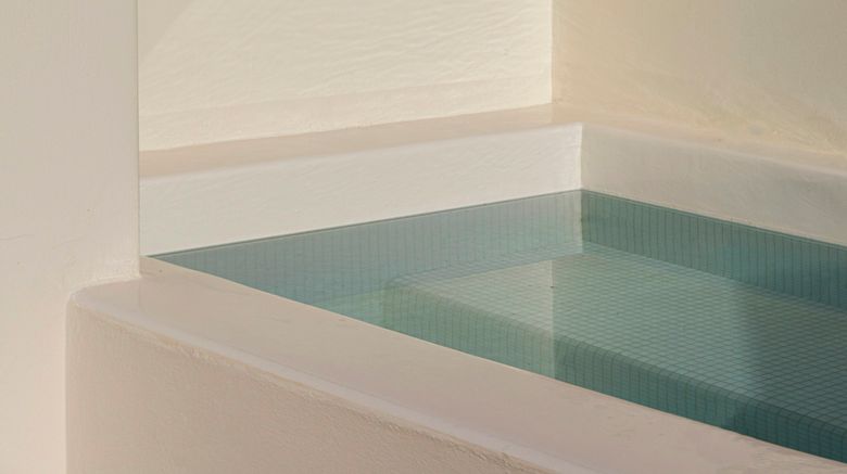 <b>Canaves Oia Suites & Spa Room</b>. Images powered by <a href="https://www.leonardoworldwide.com/" title="Leonardo Worldwide" target="_blank">Leonardo</a>.