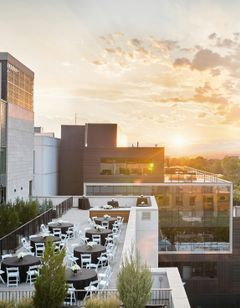 Halcyon Hotel