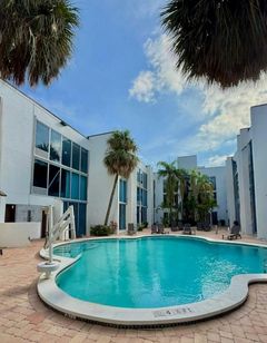 Tropical Palms Hotel