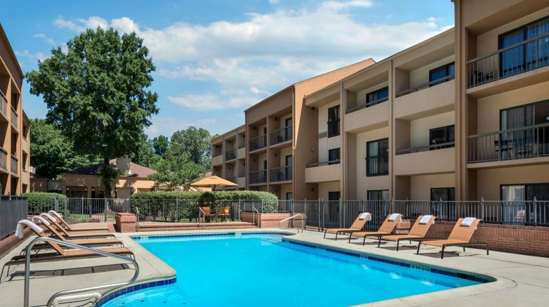 <b>Courtyard Virginia Beach Norfolk Pool</b>. Images powered by <a href="https://www.leonardoworldwide.com/" title="Leonardo Worldwide" target="_blank">Leonardo</a>.