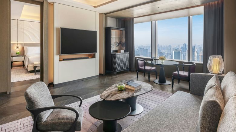 <b>The Ritz-Carlton Wuhan Suite</b>. Images powered by <a href="https://www.leonardoworldwide.com/" title="Leonardo Worldwide" target="_blank">Leonardo</a>.