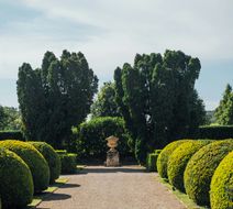 Chateau de Courcelles Exterior