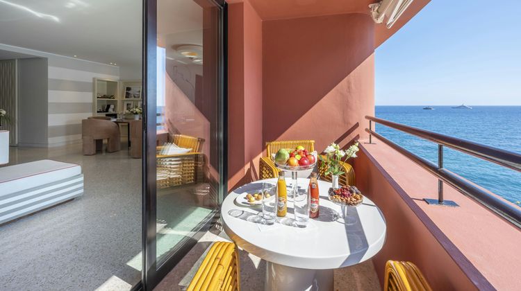 Monte-Carlo Beach Room