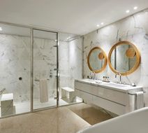 Monte-Carlo Beach Room