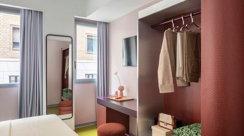 <b>Moderno Hotel Rome Room</b>. Images powered by <a href="https://www.leonardoworldwide.com/" title="Leonardo Worldwide" target="_blank">Leonardo</a>.