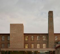 Pocketbook Hudson Hotel Exterior