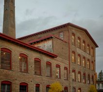 Pocketbook Hudson Hotel Exterior
