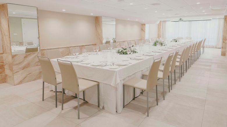 <b>Sercotel Carlos III Hotel Meeting</b>. Images powered by <a href="https://www.leonardoworldwide.com/" title="Leonardo Worldwide" target="_blank">Leonardo</a>.