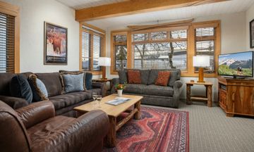 Aspenwood Condominiums