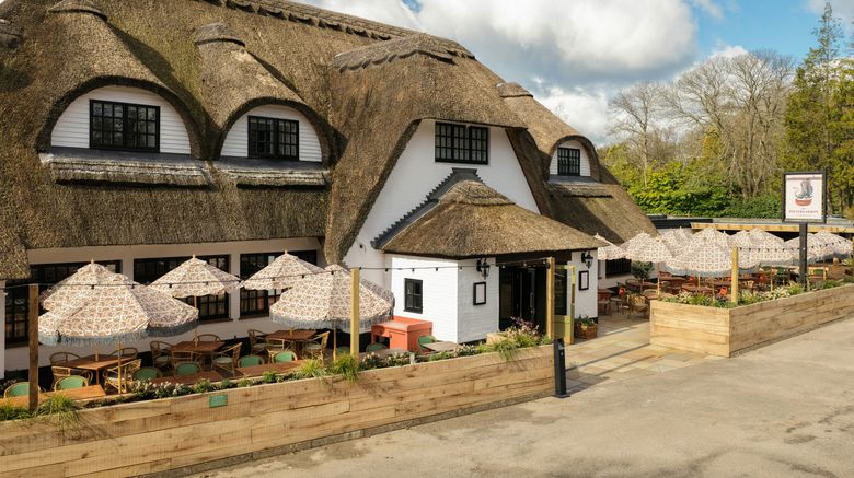 <b>Potters Heron Exterior</b>. Images powered by <a href="https://www.leonardoworldwide.com/" title="Leonardo Worldwide" target="_blank">Leonardo</a>.